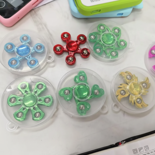 SMALL SPINNER
